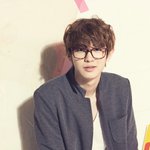 <b>아이돌이</b> 못생긴건 죄다.