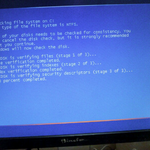 사진추가 ) 긴급! <b>돌발</b>상황! ) 컴퓨터가 여자친구를 화나게 했어요...