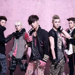 뉴이스트 사진이에요!