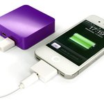 요번 여름휴가때 아이폰 보조배터리 하나 챙겨가서 완전 유용했었어요~