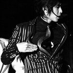 수트<b>진리</b>라는 동방신기의 유노윤호