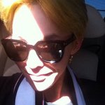 또 금발한 지드래곤