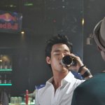 김수현 얼굴이랑 비율 보정없어도 대박 ㅋㅋ 직찍들