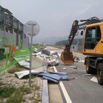 태풍 피해 때문에 ... 주저 앉아야 되나요....