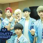 빅스의 두번째 싱글앨범 <b>rock</b> ur body!!!