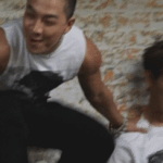 아픈 탑.....