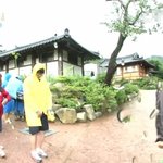 1박2일의 레인코트 패션