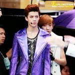 <b>찬열</b>이형 건든사람 나와
