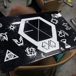 엑소팬의 흔한 <b>책상</b>