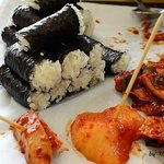 충무김밥은 <b>별미</b>중에 <b>별미</b>죠 !