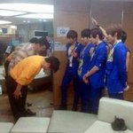 가수들의 예의바른 90도 <b>폴더</b>인사 모음