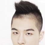 모히칸 머리 <b>st</b>이 멋진 남자 아이돌