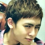 사회적<b>물의</b>를 일으켯는데도 쉴드받는아이돌들