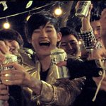 김수현 카스 광고에서의 모습 <b>캡쳐</b> !