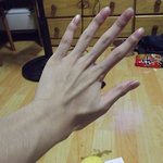 저희 오빠가 <b>손모델</b>을 할려고 해보는데..