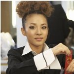 여자 연예인들의 무리수 <b>머리</b> <b>스타일</b>