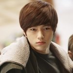 분위기 있게 생긴 남녀 아이돌들