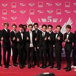 아무리봐도 엑소 시상식에서