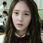 크리스탈 진심 <b>레알</b> 이쁘다
