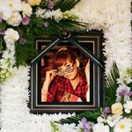 태연년은 흑인 인권 운동가들한테 집단 구타나 당해라!