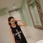 앞머리 자른 아이비