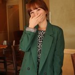 초록색 <b>자켓</b>을 샀는데요 ㅠㅠ