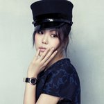 같은옷 입은 김민희 이연희 <b>종이</b> 몸매 자랑