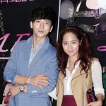 촌스럽긴해도.. 잘 어울리긴 잘 어울리는 부부