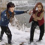 윤<b>탱</b>의 <b>눈</b>수류탄으로 2차공격한다