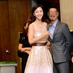 간만에 <b>활동</b>해서인지 화장 좀 심하게 뜬 한예슬