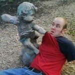 <b>절묘</b> 하거나 웃긴 동상 모음.jpg