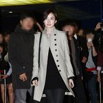 벌써 겨울 코트 꺼내 입은 한효주