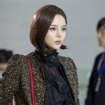 단발한 <b>박시연</b>