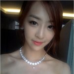 <b>요새</b> 하얀 드레스 최고 잘 어울리는 여자 아이돌