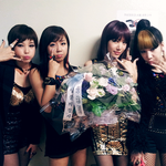 뮤직뱅크에 온 <b>청불</b>팀의 화환 有