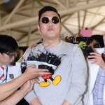 또 <b>겨땀</b> 한 바가지 흘리며 떠나간 싸이