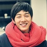남자 아이돌 <b>눈웃음</b> 甲 멤버는?