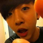 이렇게 생긴남자들은 어디가야 만날수있나요.........