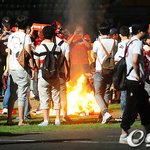 사실 <b>이</b>넘이나 저넘<b>이나</b>...