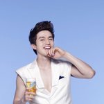 <b>카스</b>의 두 남자모델 이동욱과 김수현 누가 더 최고? ㅋ