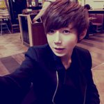 [사진有] 소개하고 싶은 95년생 男 내 친구 (홈피열었어요!)