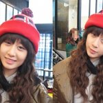 귀엽게 <b>털모자</b> 쓴 여자 아이돌들