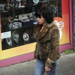 엄청 아프게 넘어진 <b>스칼렛</b> 요한슨