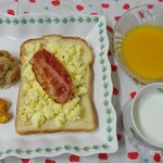 [브런치,토스트]스크램블에그토스트와 감귤<b>시럽</b> &amp;사과고구마샐러드