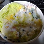 <b>배라</b> 먹는데 눈물이 난다.