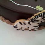 상일역 2번출구 파리바케트에서 애벌레 나온 <b>케익</b> 샀습니다.ㅠ