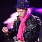 스카프 착용한 가을<b>st</b> 스타들