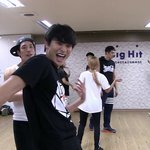 언제 어디서나 열심히 매력터지는 매력돌 '<b>2am</b>'