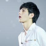 *비행기로 출퇴근하는 인피니트 엘