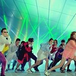 현아 운동화 각선미 비교, 강남스타일vs아이스<b>크림</b>